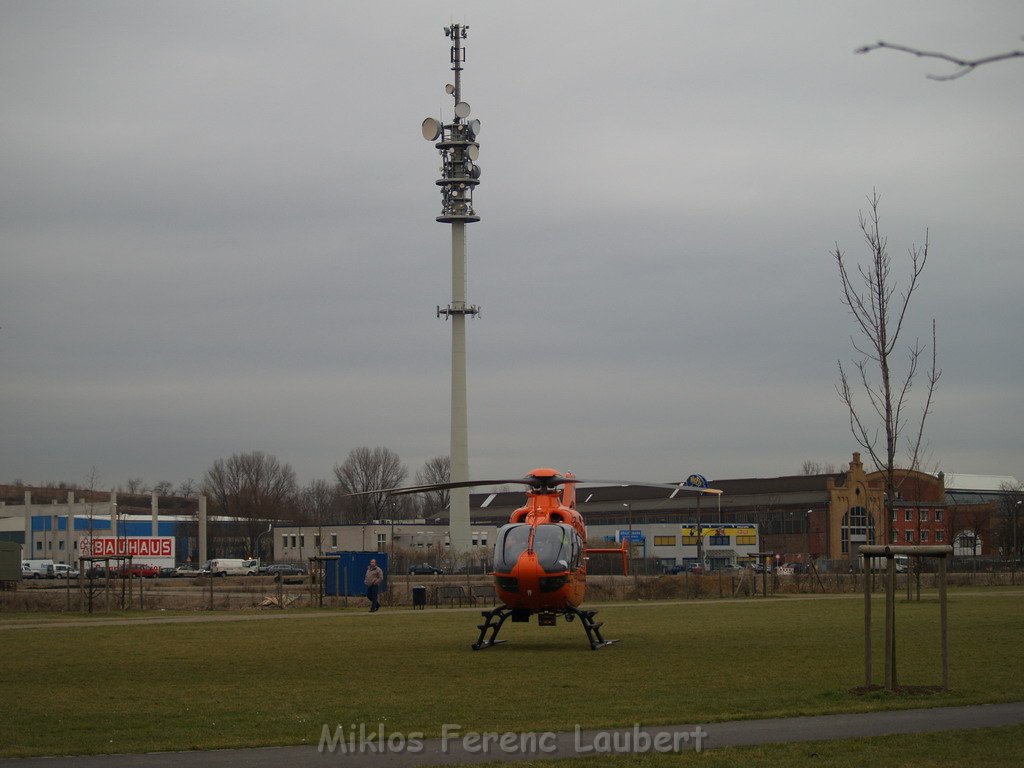 Einsatz Christoph 3 Koeln Kalk  P03.JPG